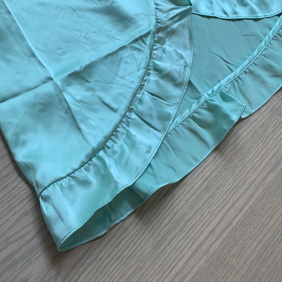 Hill House Home The Nima Dress in Mint Silk Size Small NWT - Picture 6 of 7